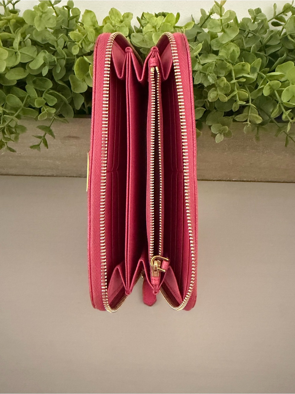 Prada Hot Pink Saffiano Zip Wallet w| Gold Logo - Picture 10 of 16